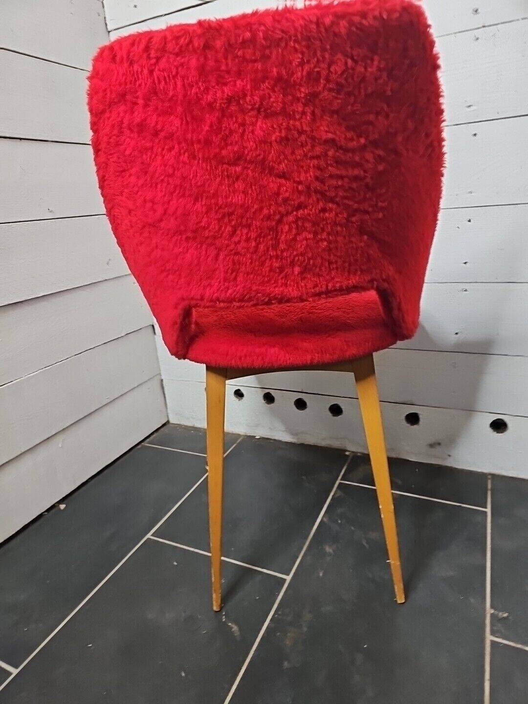 vintage red moumoute chair