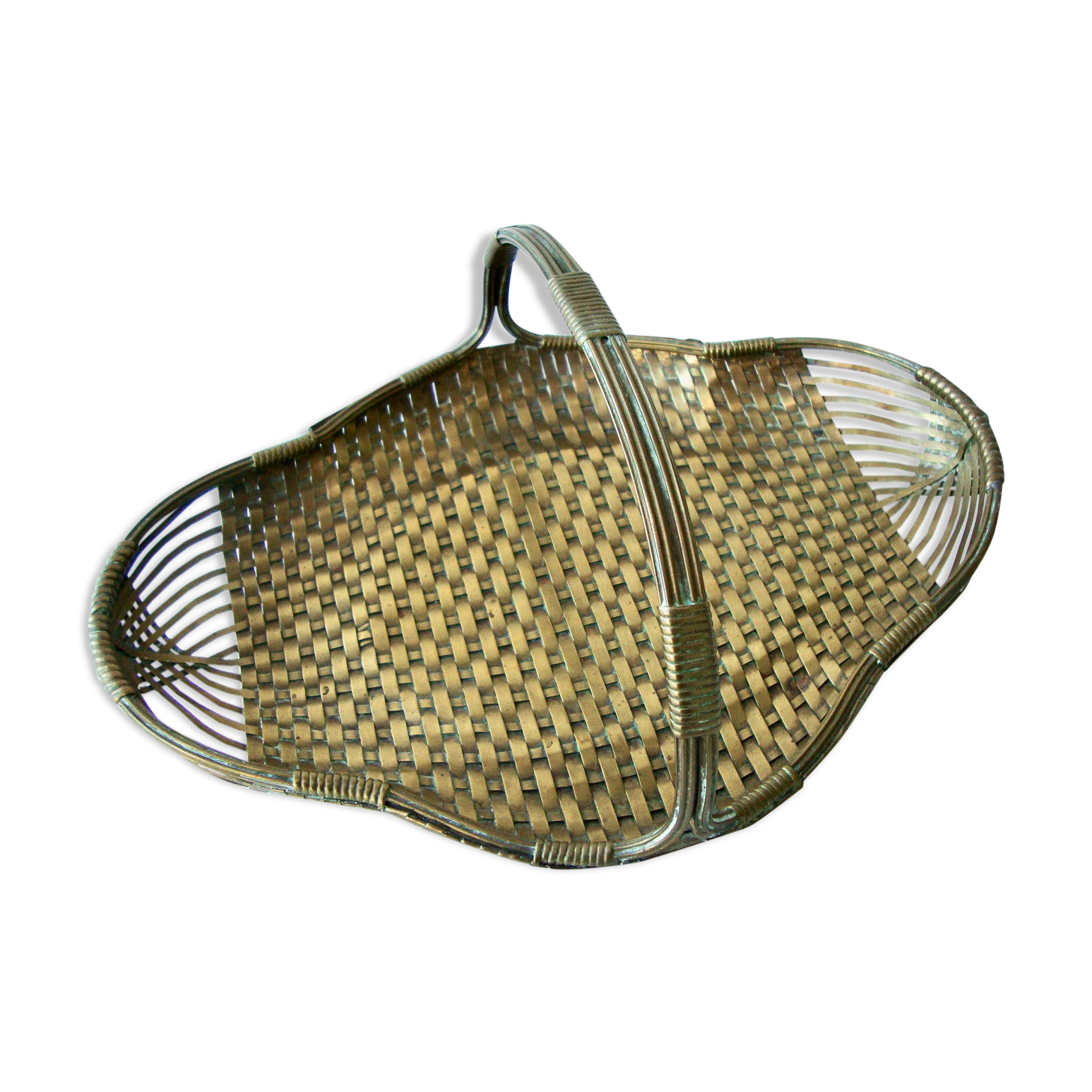 Brass basket or fruit basket