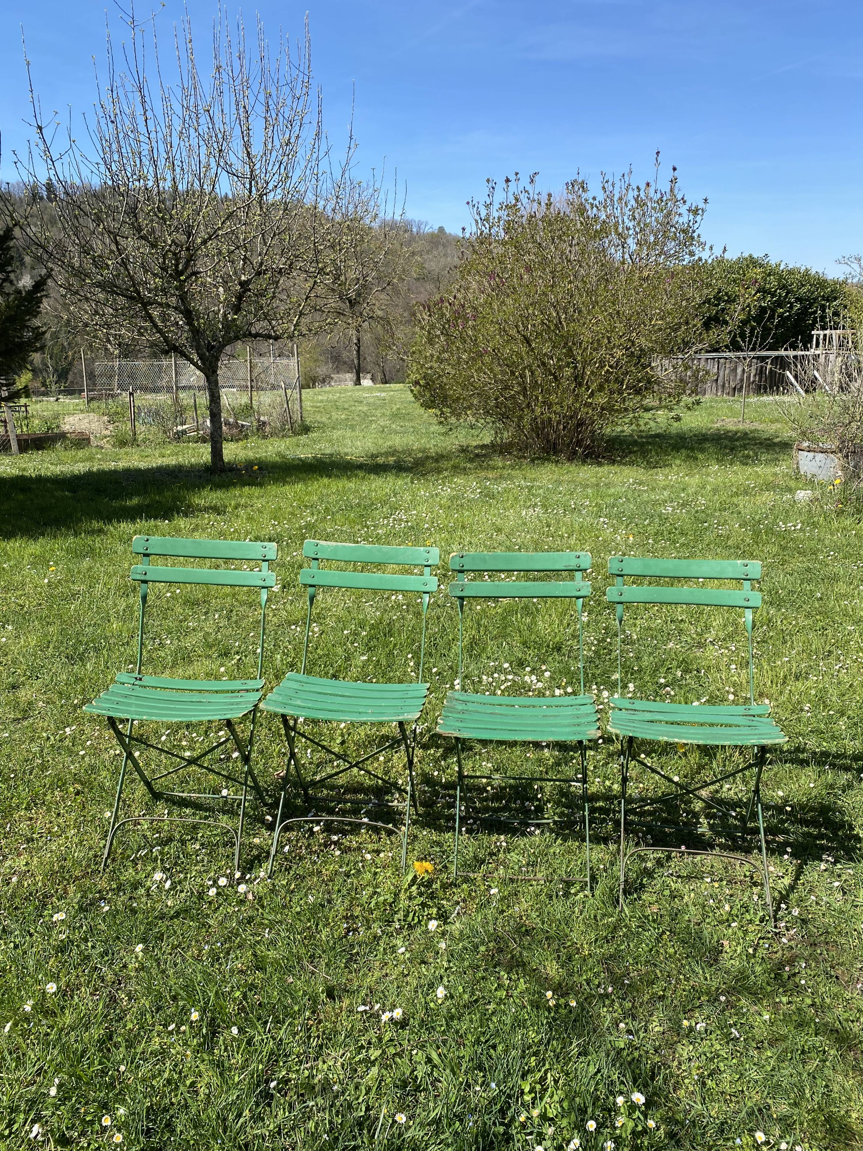 Set of 4 folding garden chairs - vintage green