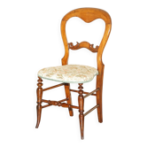 Chaise de coiffeuse victorienne en noyer vers 1880 avec médaillon au dossier