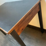 Desk / table