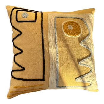 Decorative cushion