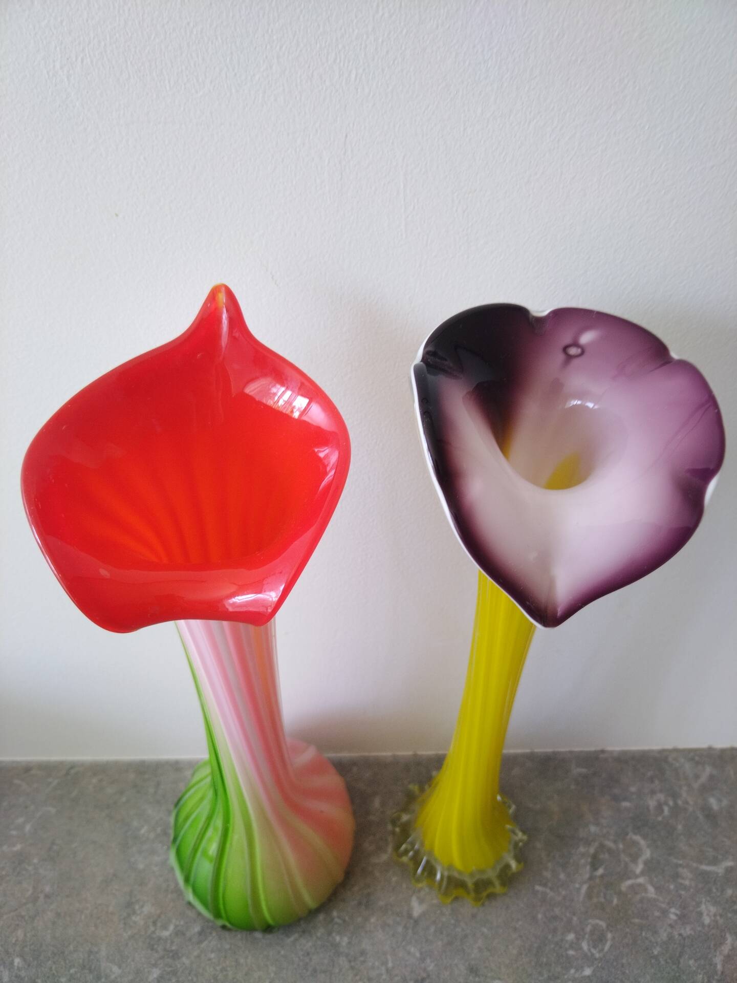 Duo of blown glass flower vases – Murano style (H30 cm)