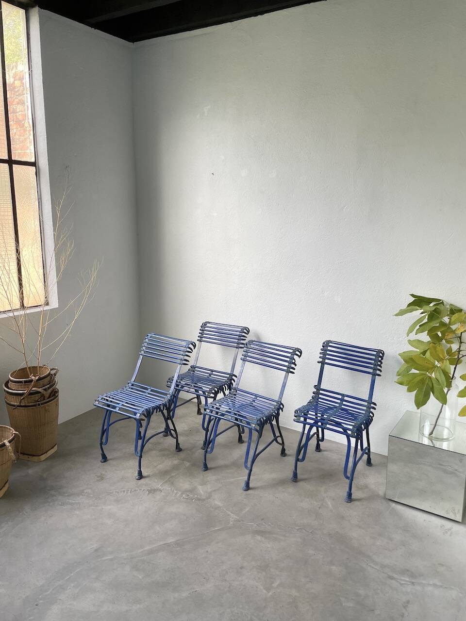 Series of 4 Arras chairs 1900