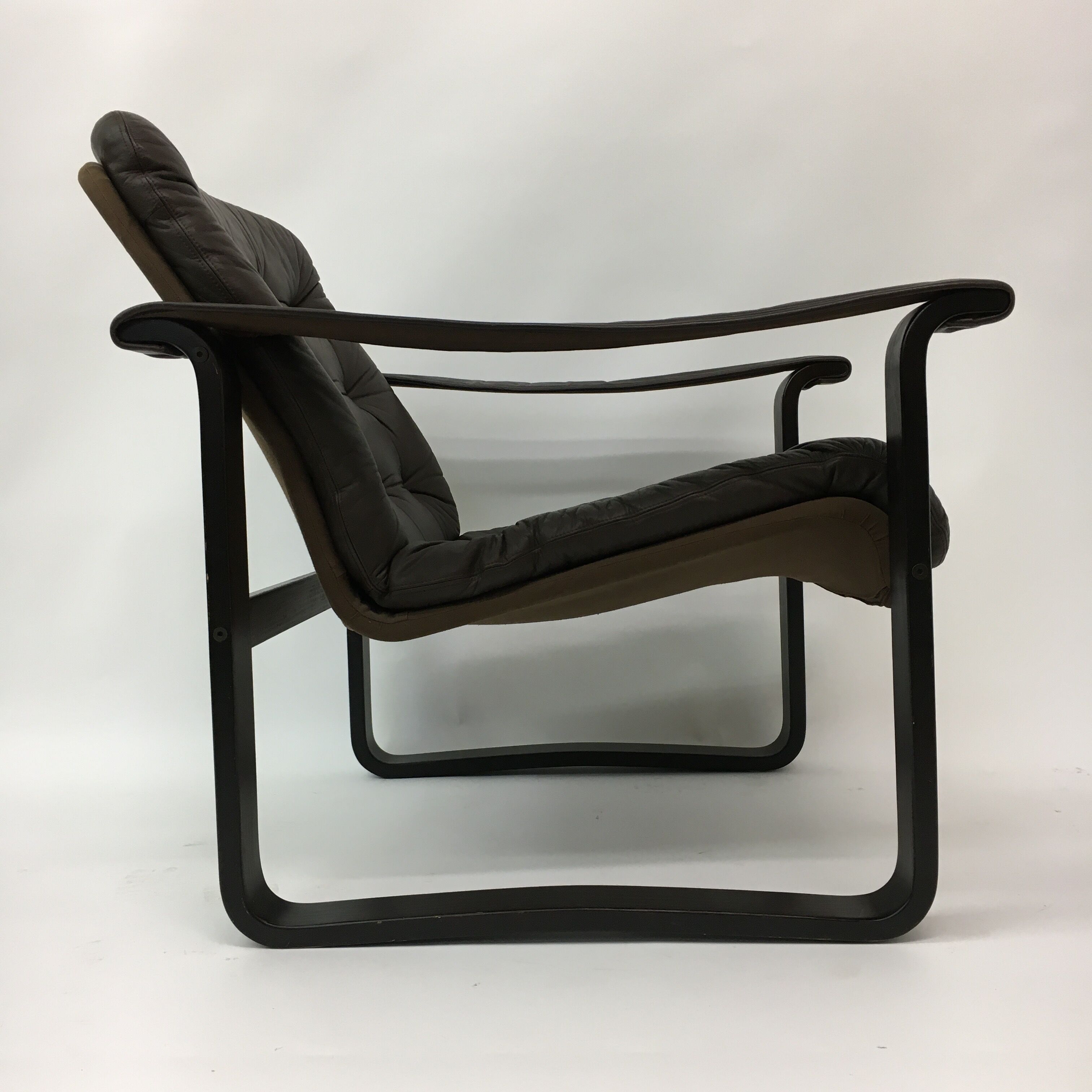 Mid-century safari lounge chair design by Oy Bj Dahlqvist ab, Finland, 1970s