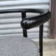 Paire de chaises moderniste 1980