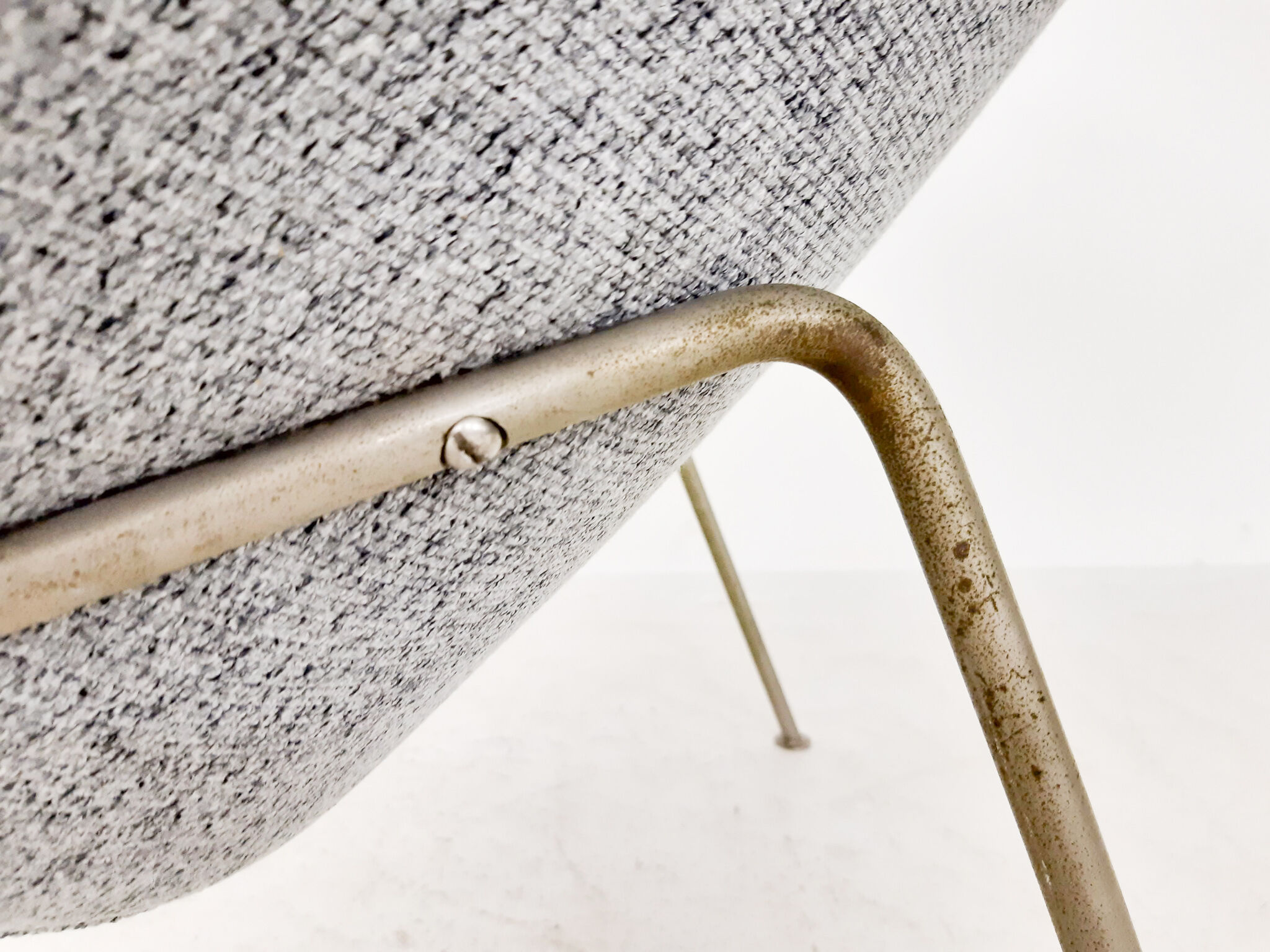 Pierre Paulin for Artifort F157 "Oyster" lounge chair, the Netherlands, 1959