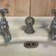 1930s standing washbasin