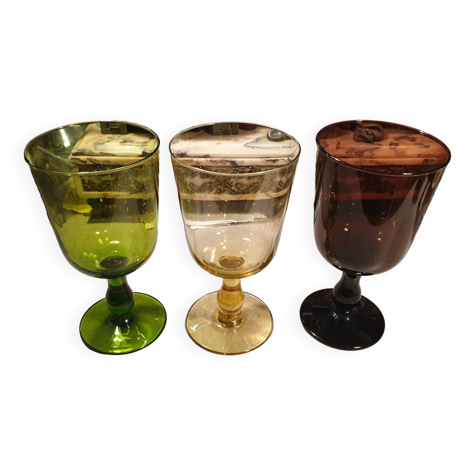 3 safe blown crystal glasses shower stand