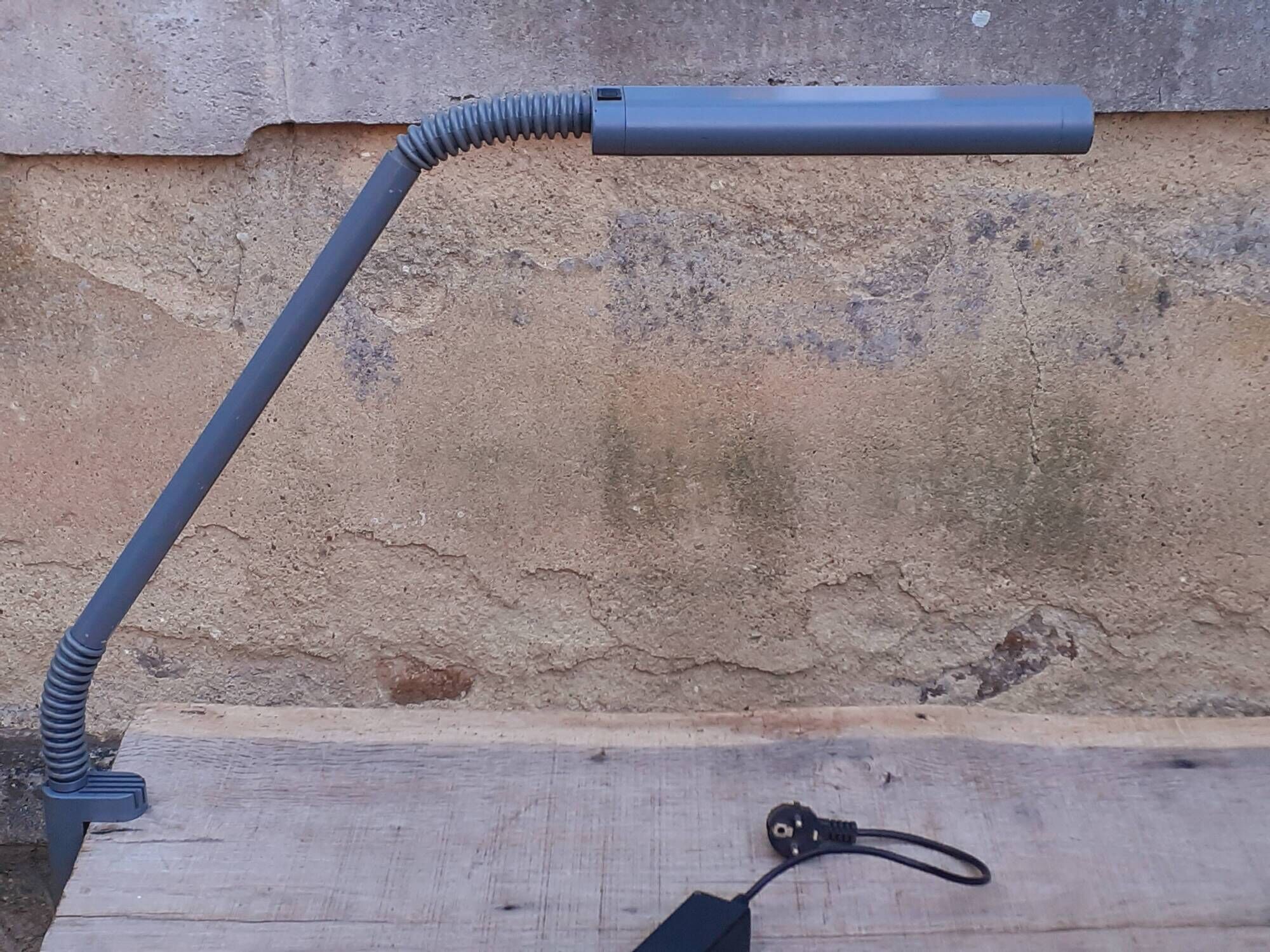Architect's lamp from the 80s, designed by Philippe Michel for Manade.