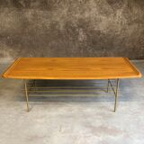 Table basse bois et métal doré, 1950-1960
