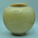 Vase boule coloquinte grés émaillé signé LL à identifier design contemporain