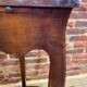Jolie petite table d’appoint guéridon vintage