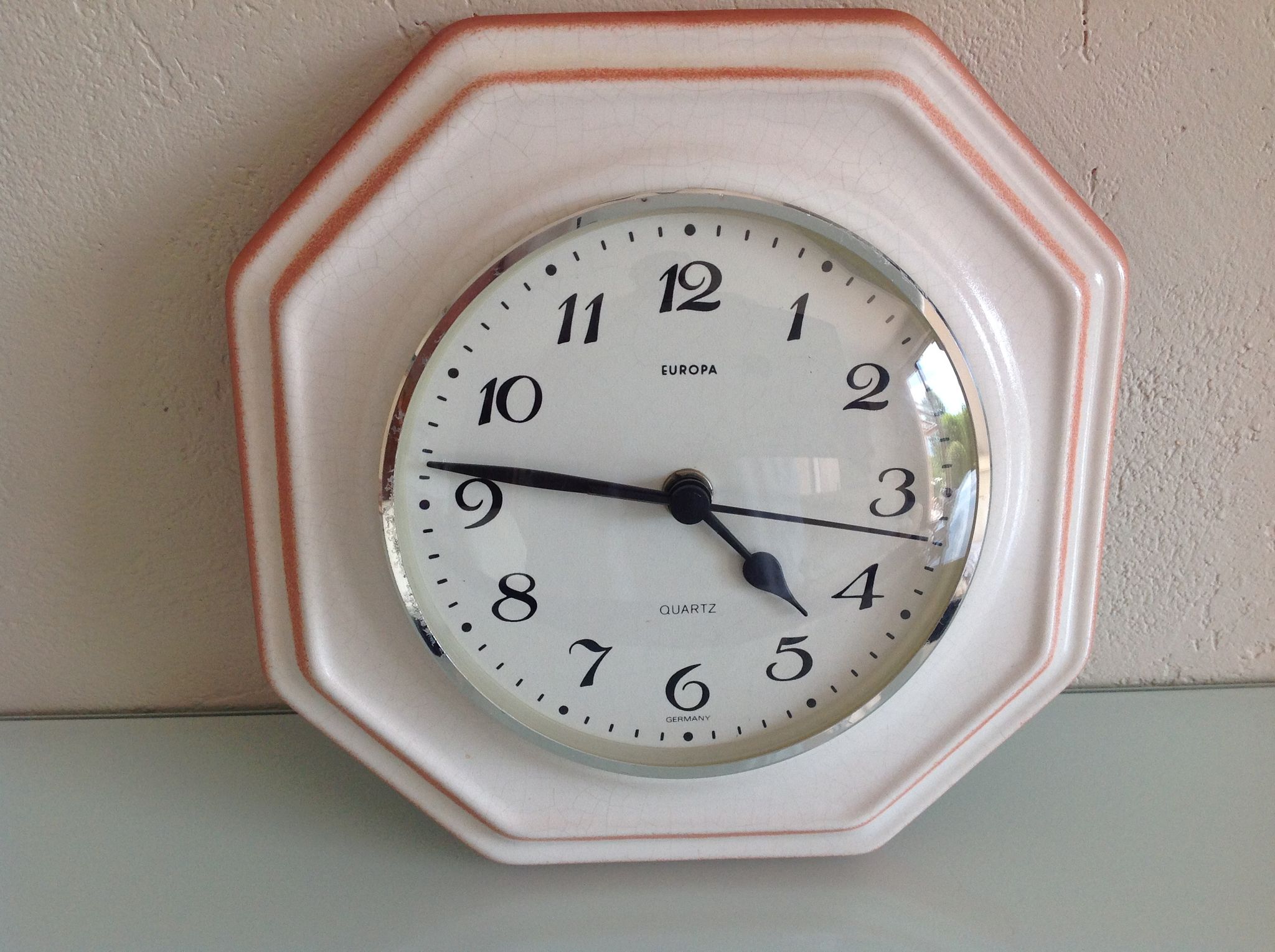 Vintage white ceramic octagonal clock 60/70