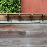 Old workshop coat hanger at 6 patères