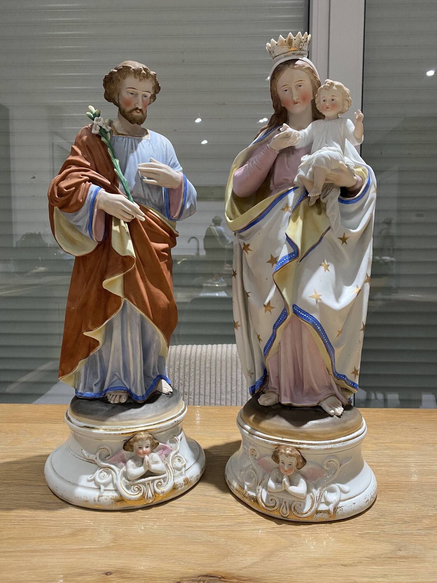 Statue of Mary and Joseph