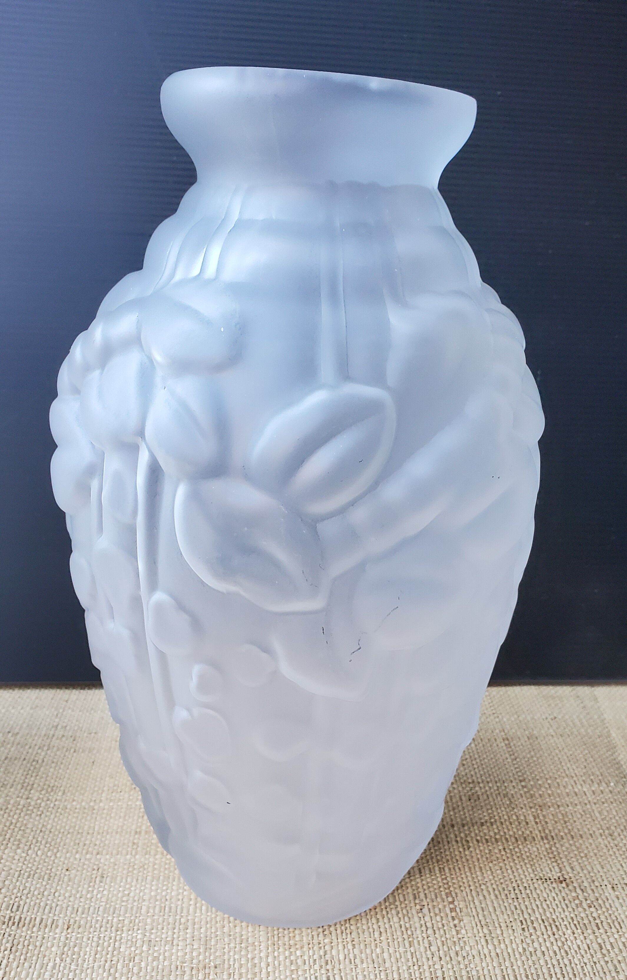 2 Art Deco vases in frosted glass