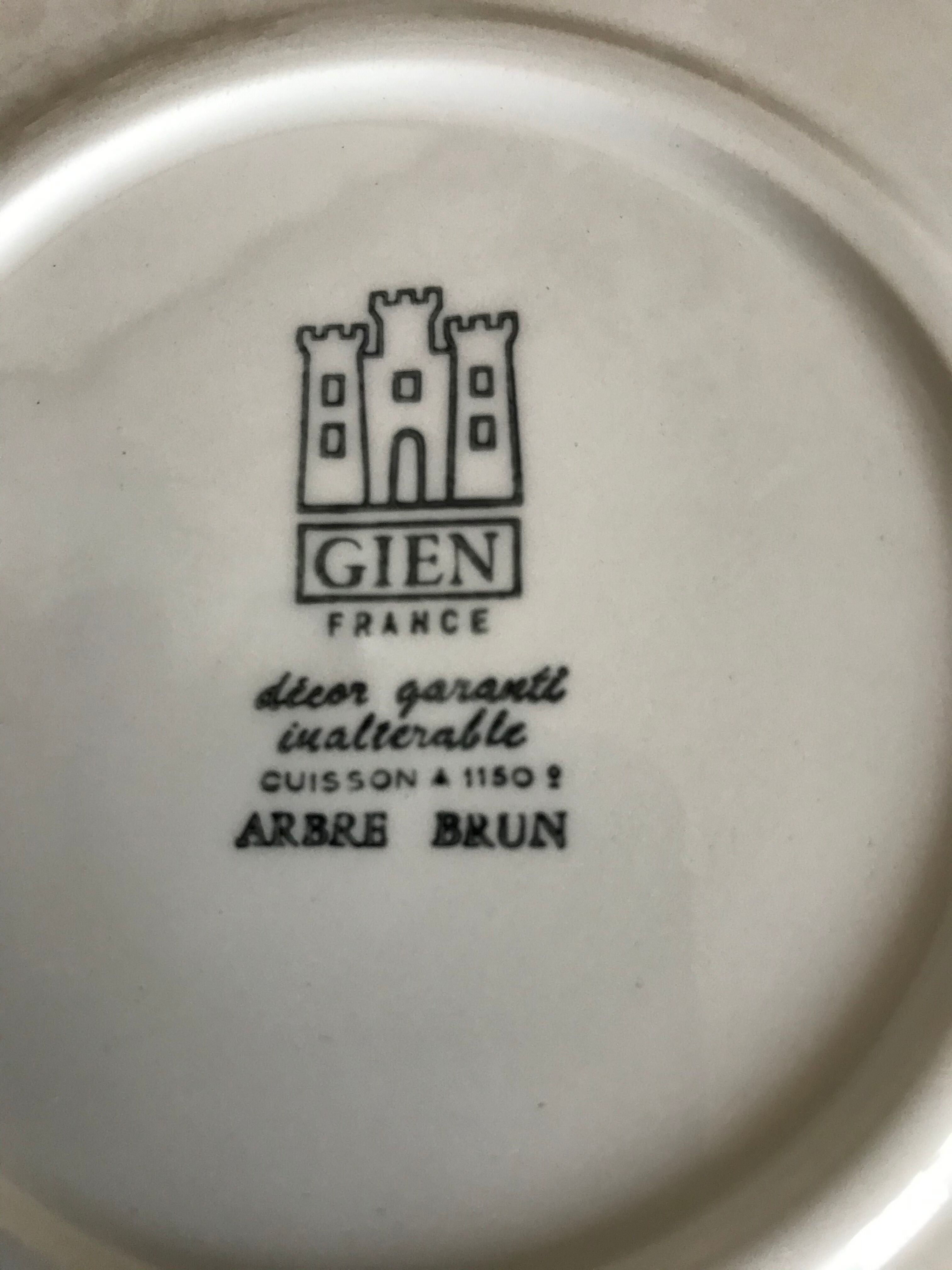 Set of 10 Gien dessert plates