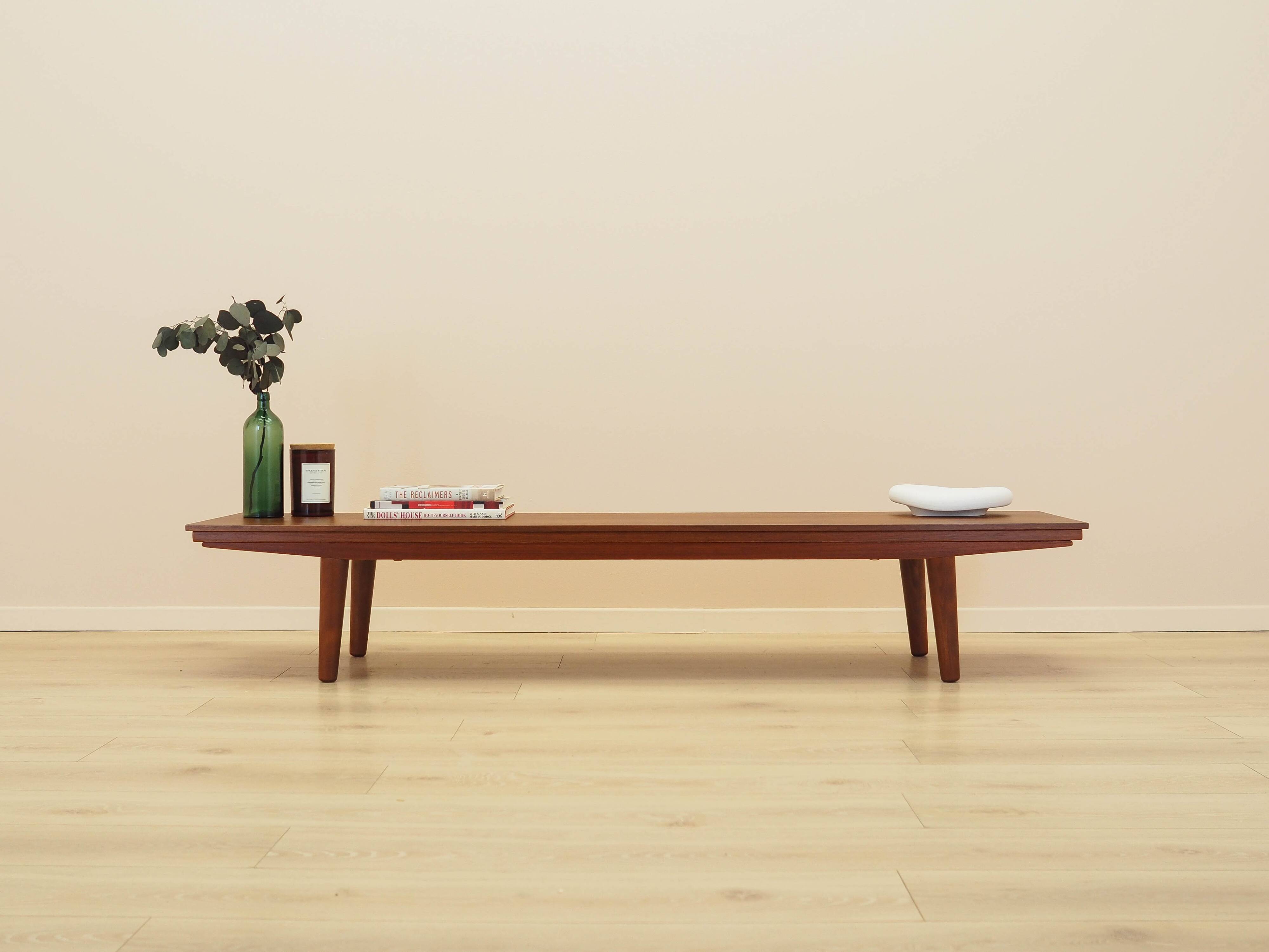 Meuble bas en teck, design danois, années 1970, fabriqué au Danemark