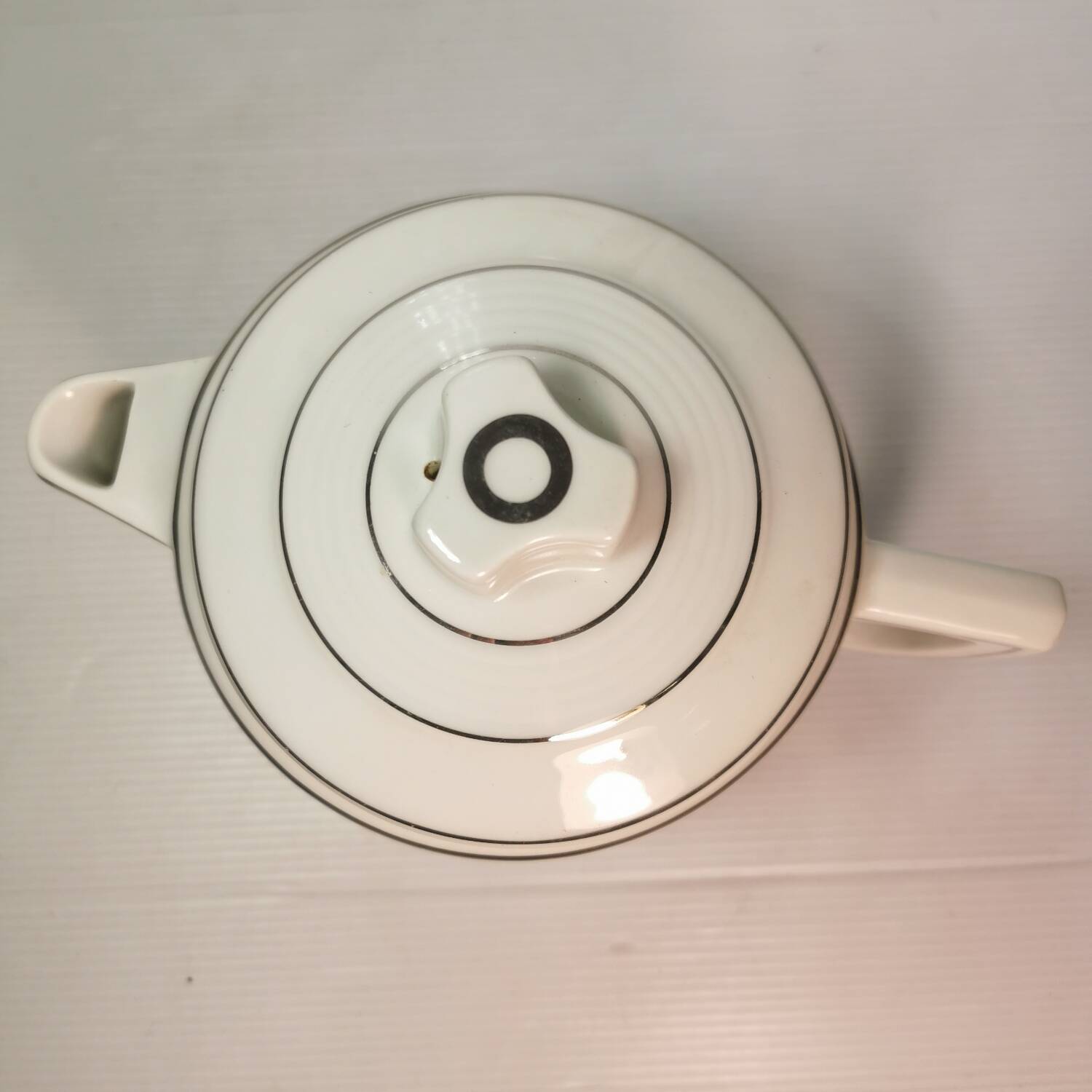 Vintage art deco teapot coffee maker. pillivuyt French porcelain