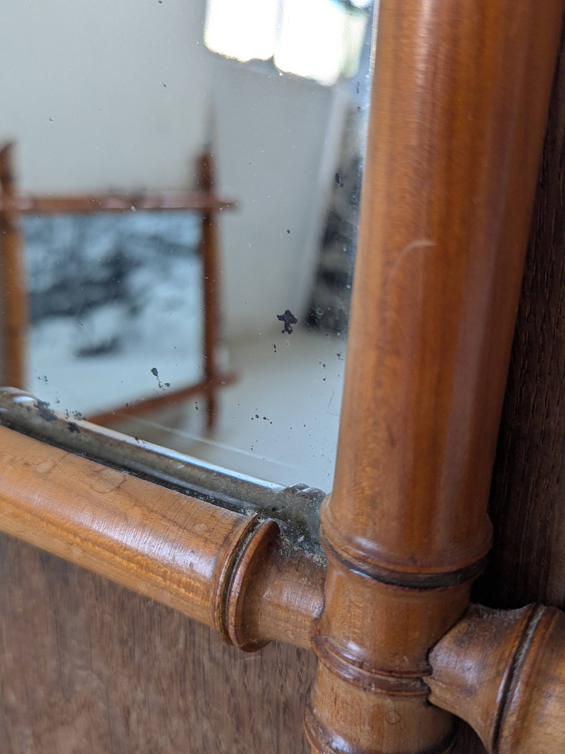 3 bamboo-look mirrors