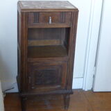 Chevet en bois et marbre rose fleurs ciselés art deco