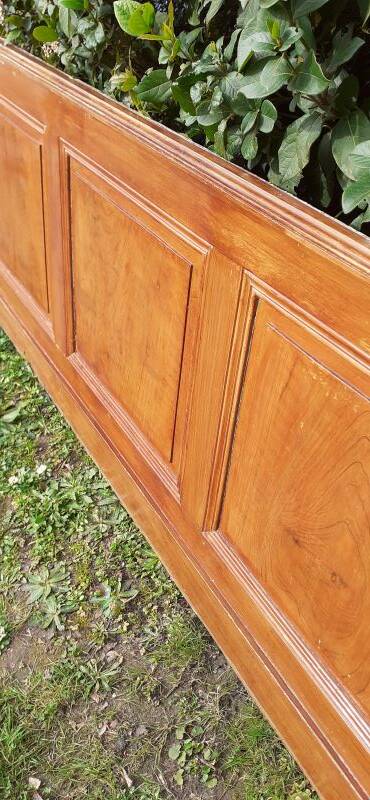 Low wall panelling 8.65m panelled with mouldings wainscoting skirting.