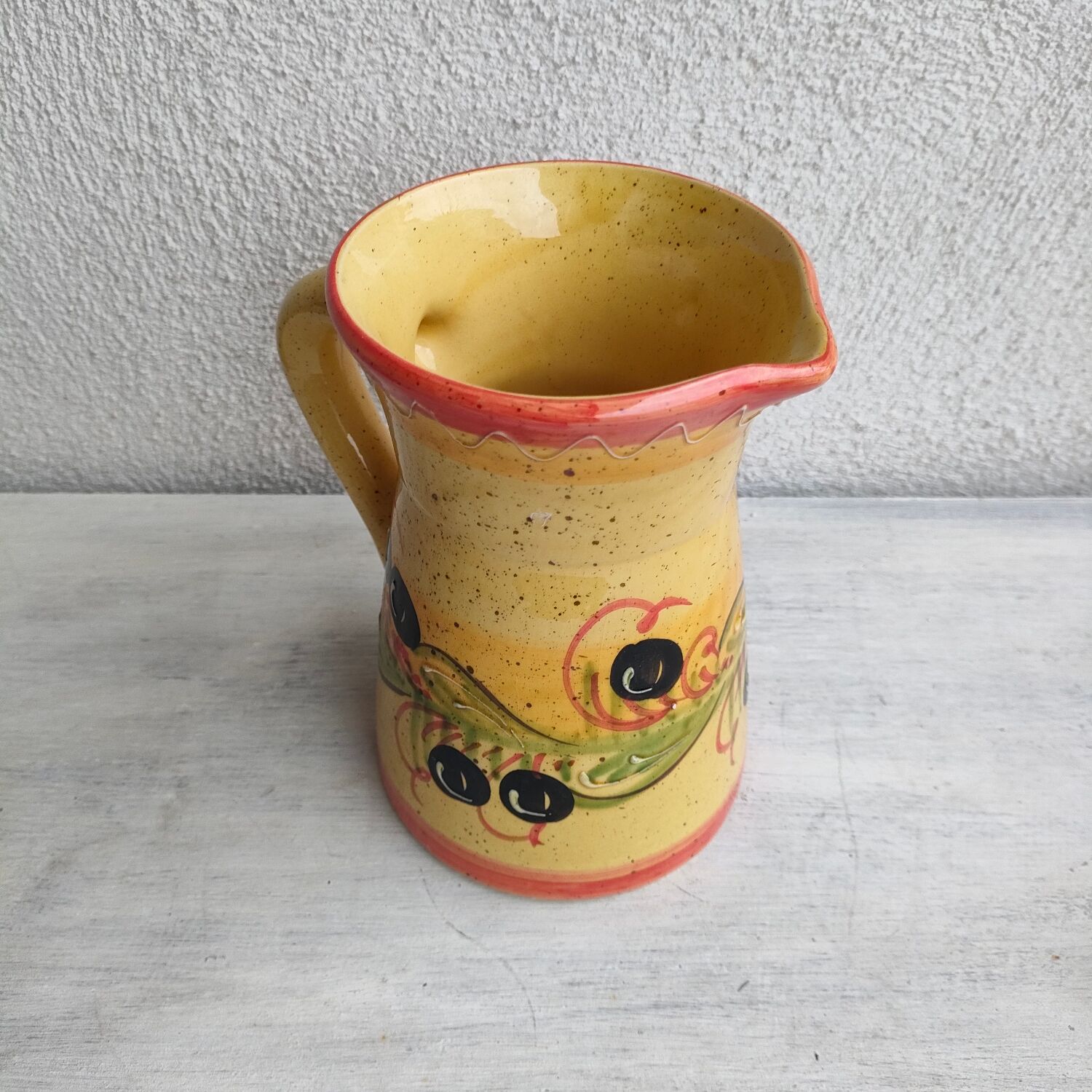 Lot of Provençal ceramic tableware