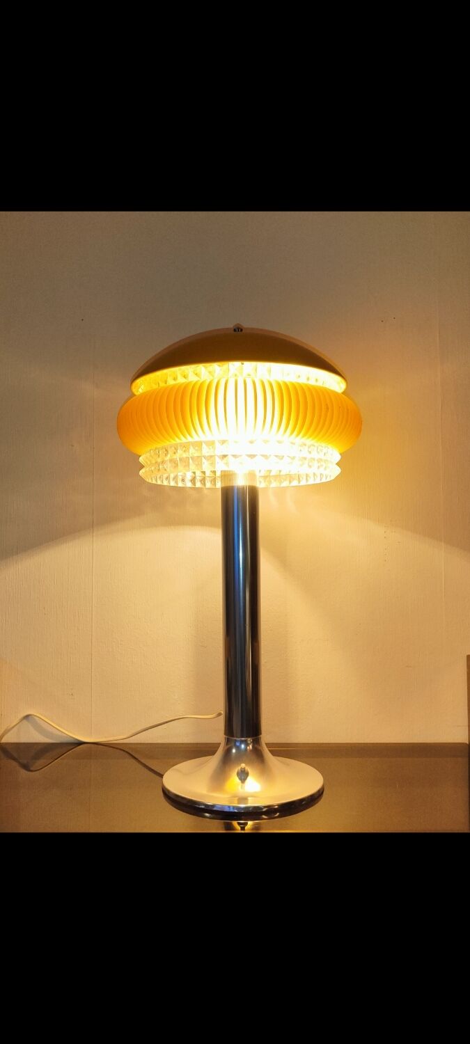 Vintage tulip foot lamp 1980