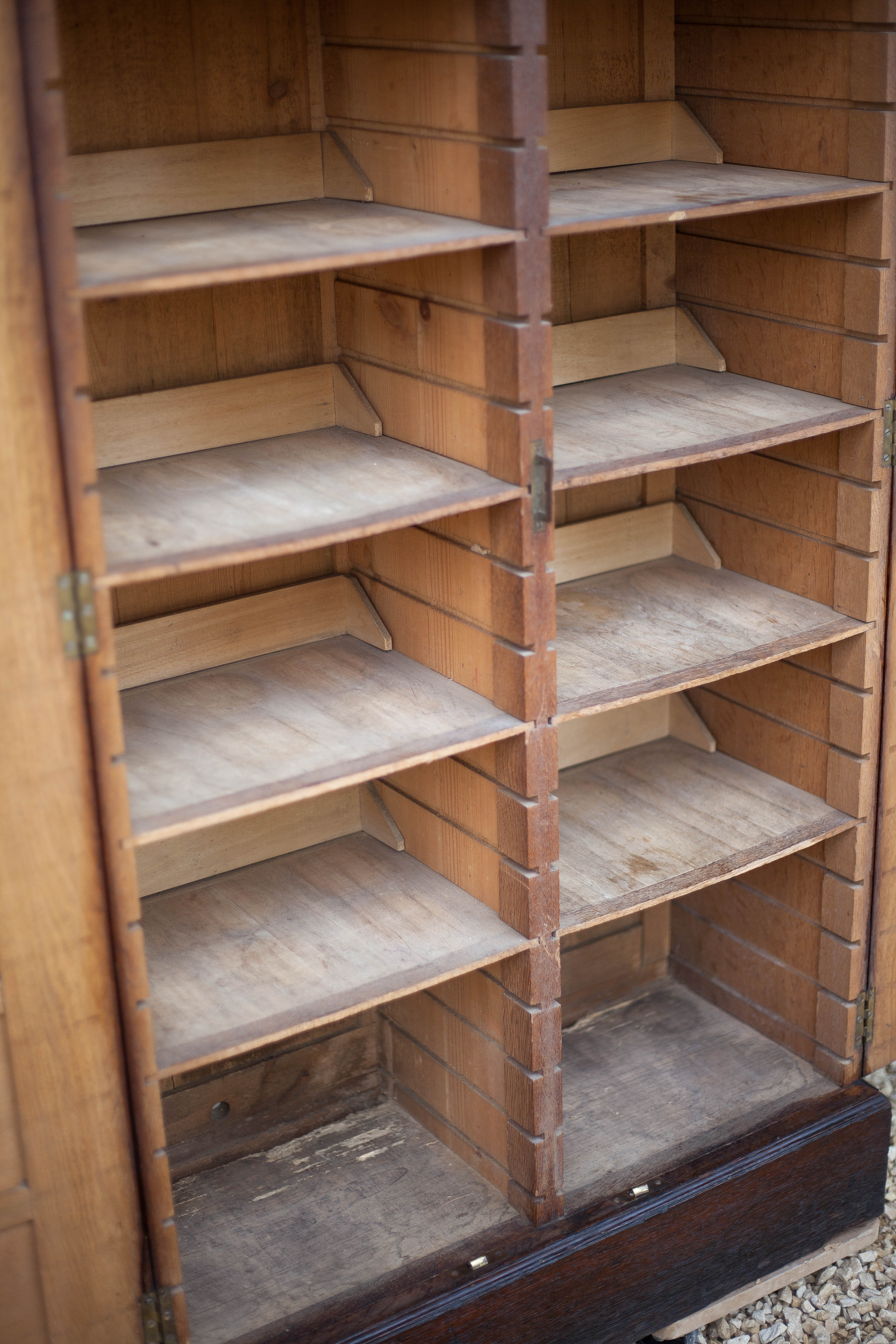 Parisian notary cabinet