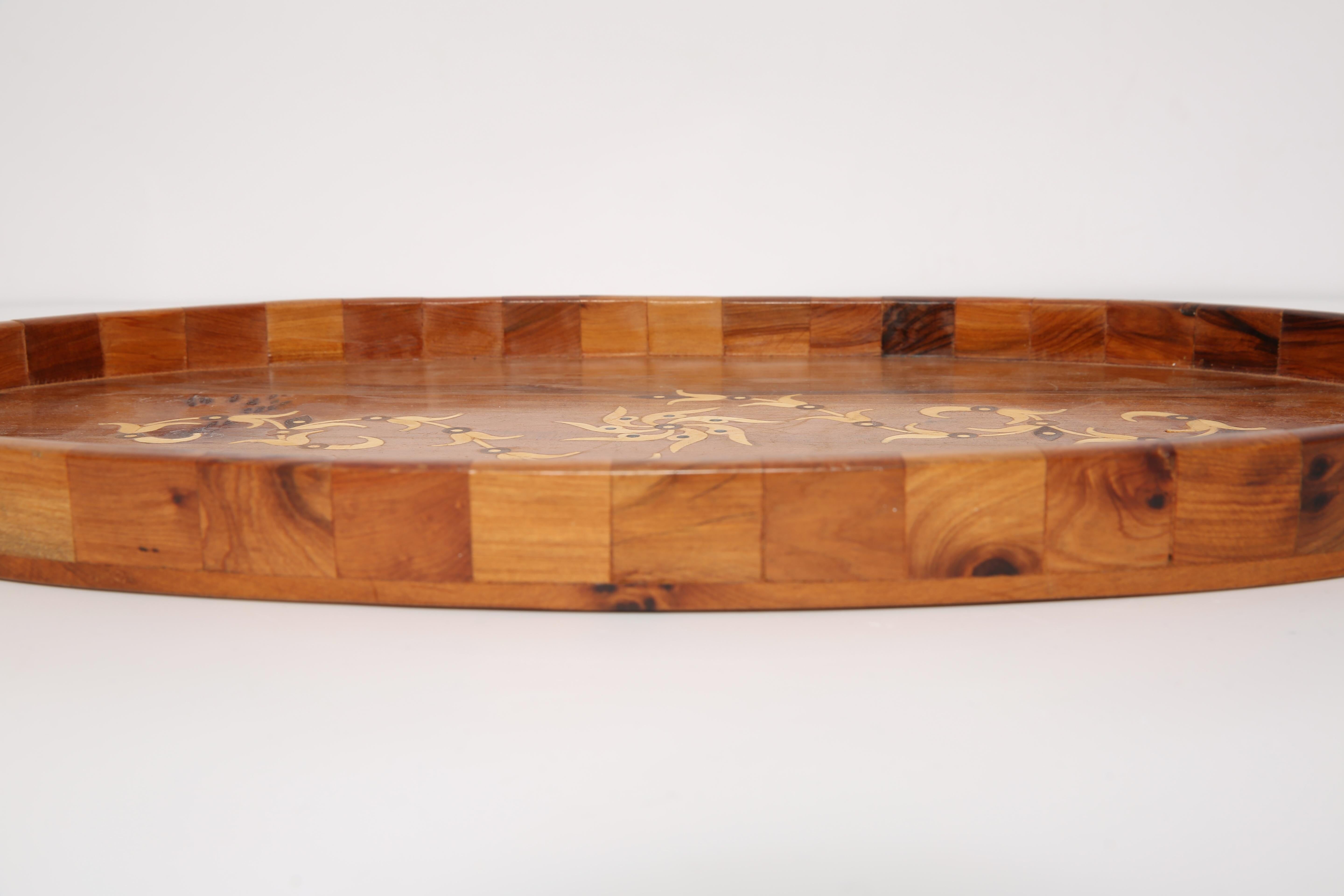 Decorative wooden plate mid-century with flowers, Italy, 1960s