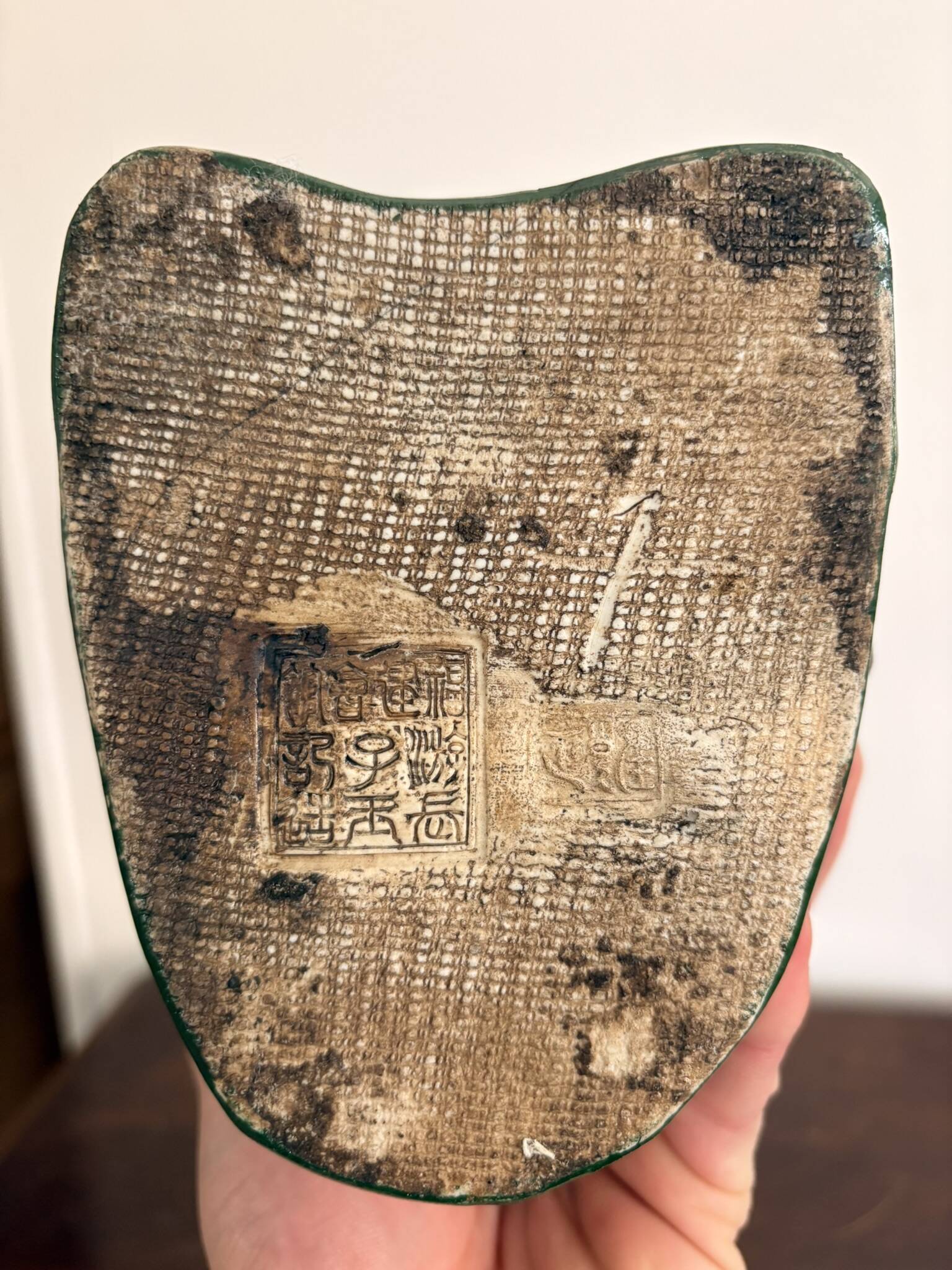 Chinese Porcelain Sculpture of an Emperor Dignitary from the Qing Dynasty, Famille Verte