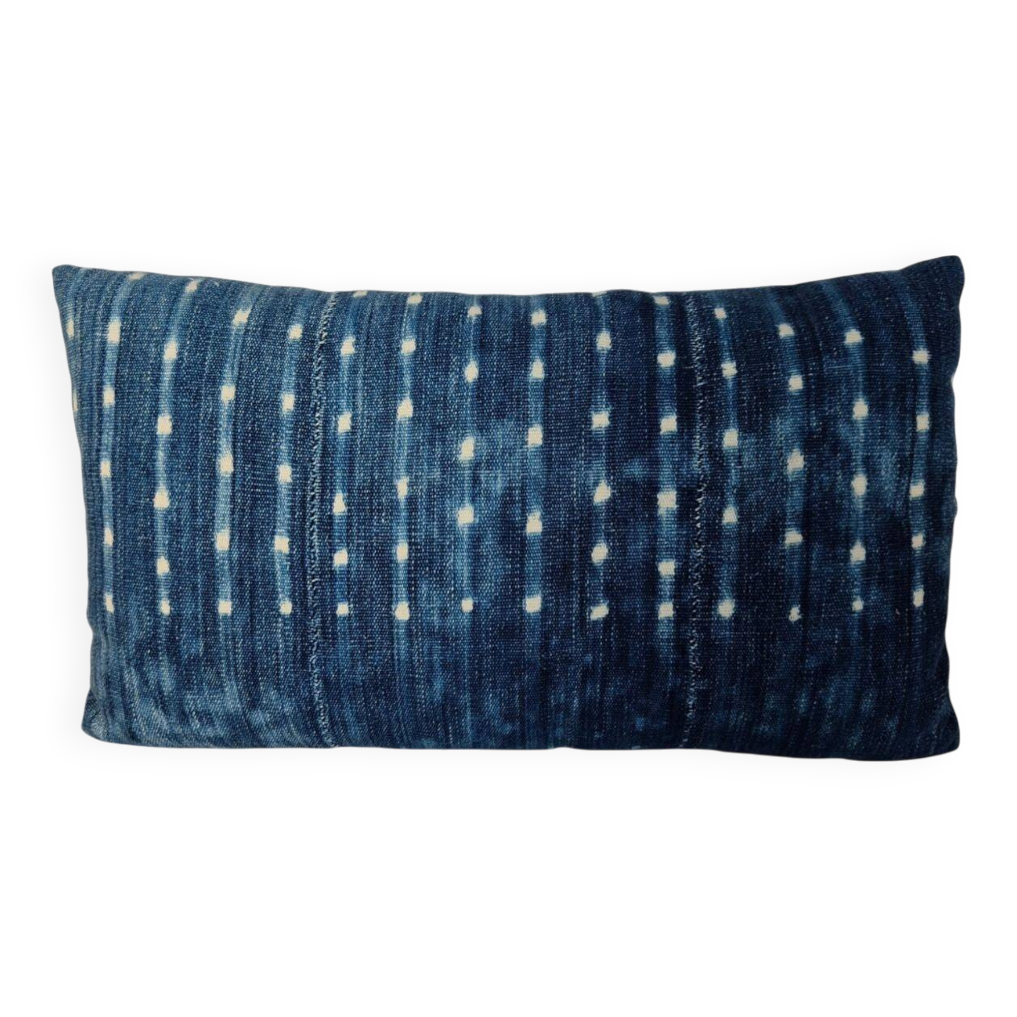 Cushion cover in vintage indigo fabric