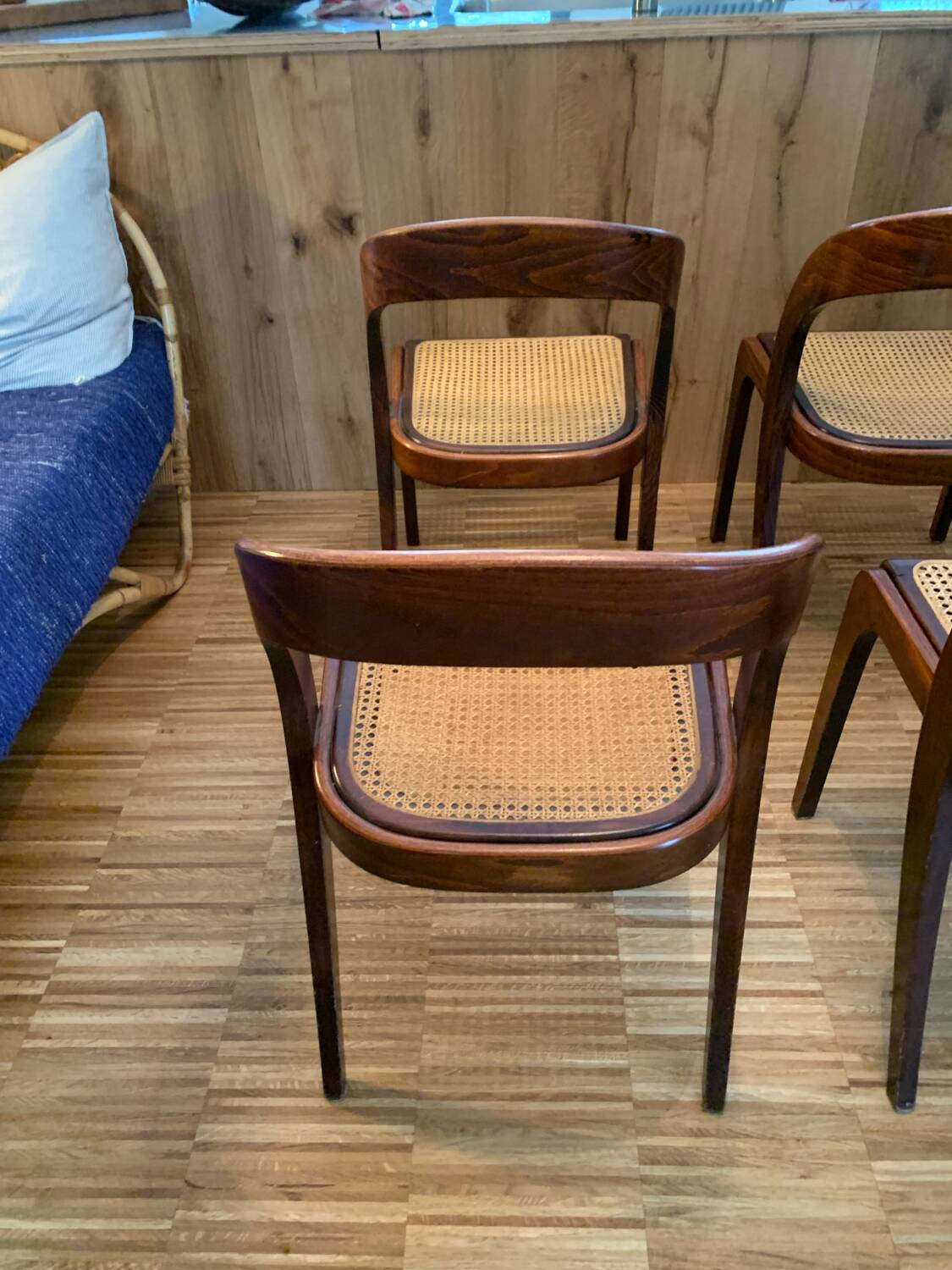 Baumann table and chair set