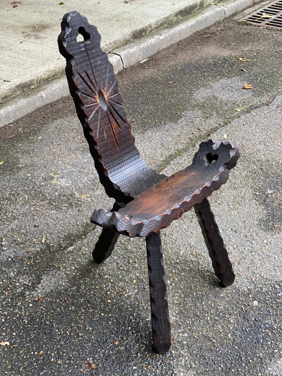 Spanish brutalist chair in solid wood 1960