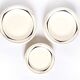 Lot 18 assiettes plates, creuses et dessert 1980