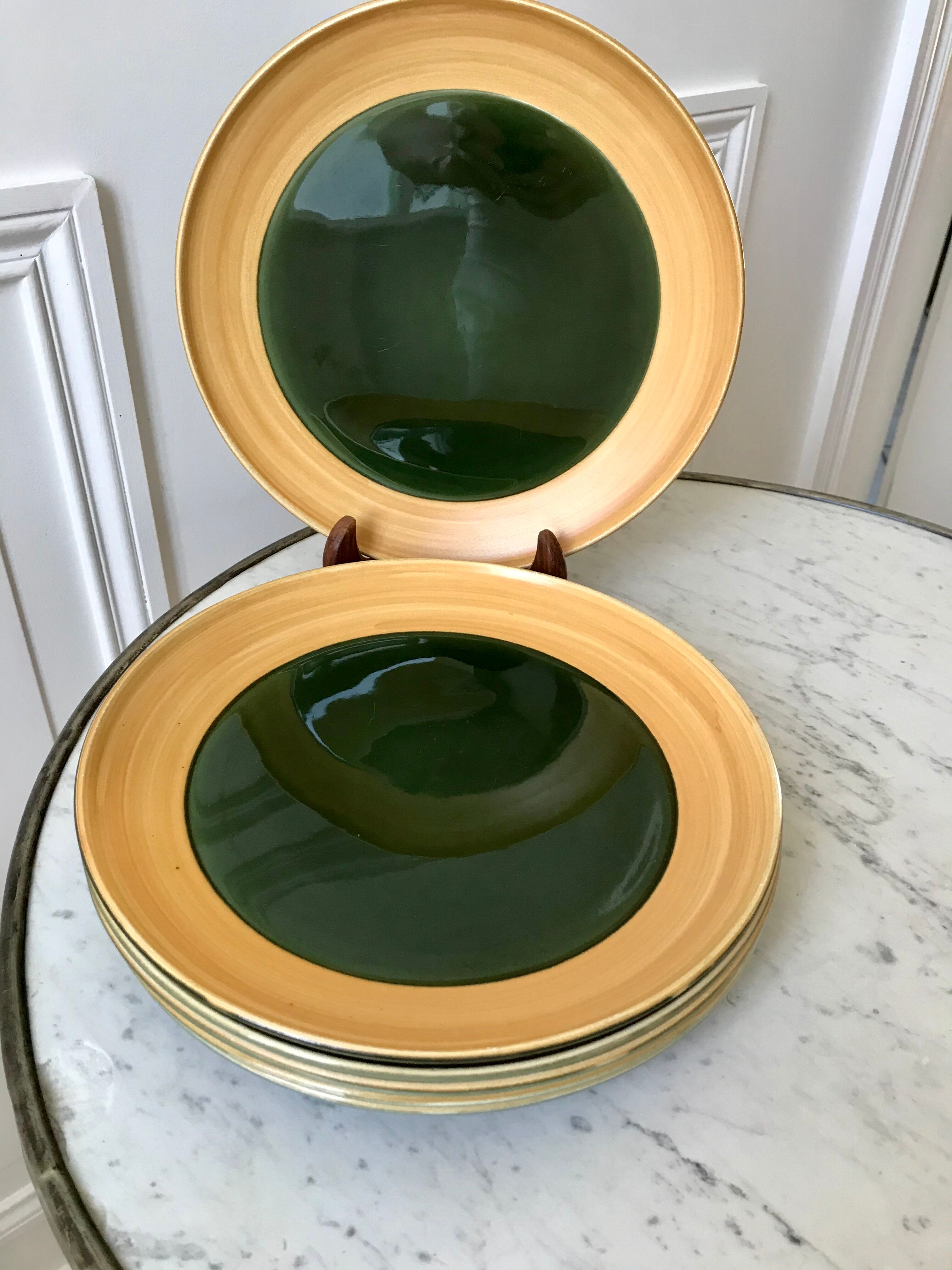 Set of 6 flat plates in green enamel ceramic salins model "capvern" years 60-70
