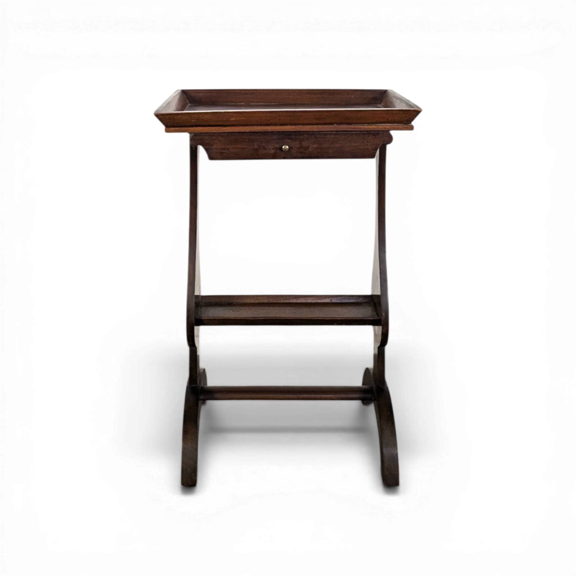 Occasional table worker in Mahogany, Restoration period.