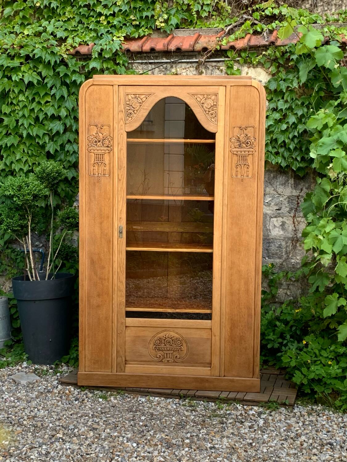 Armoire parisienne vitrée art déco bois brut 1930