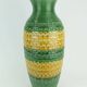 Vase de sol en céramique verte ocre à motif en relief des années 1960, modèle l1142-50