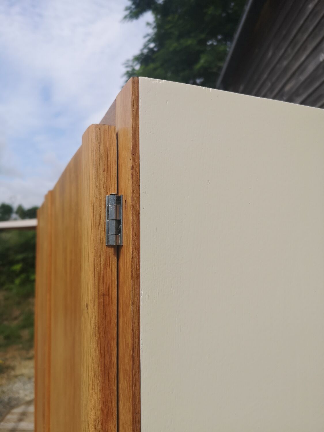 Vintage wardrobe feet compass