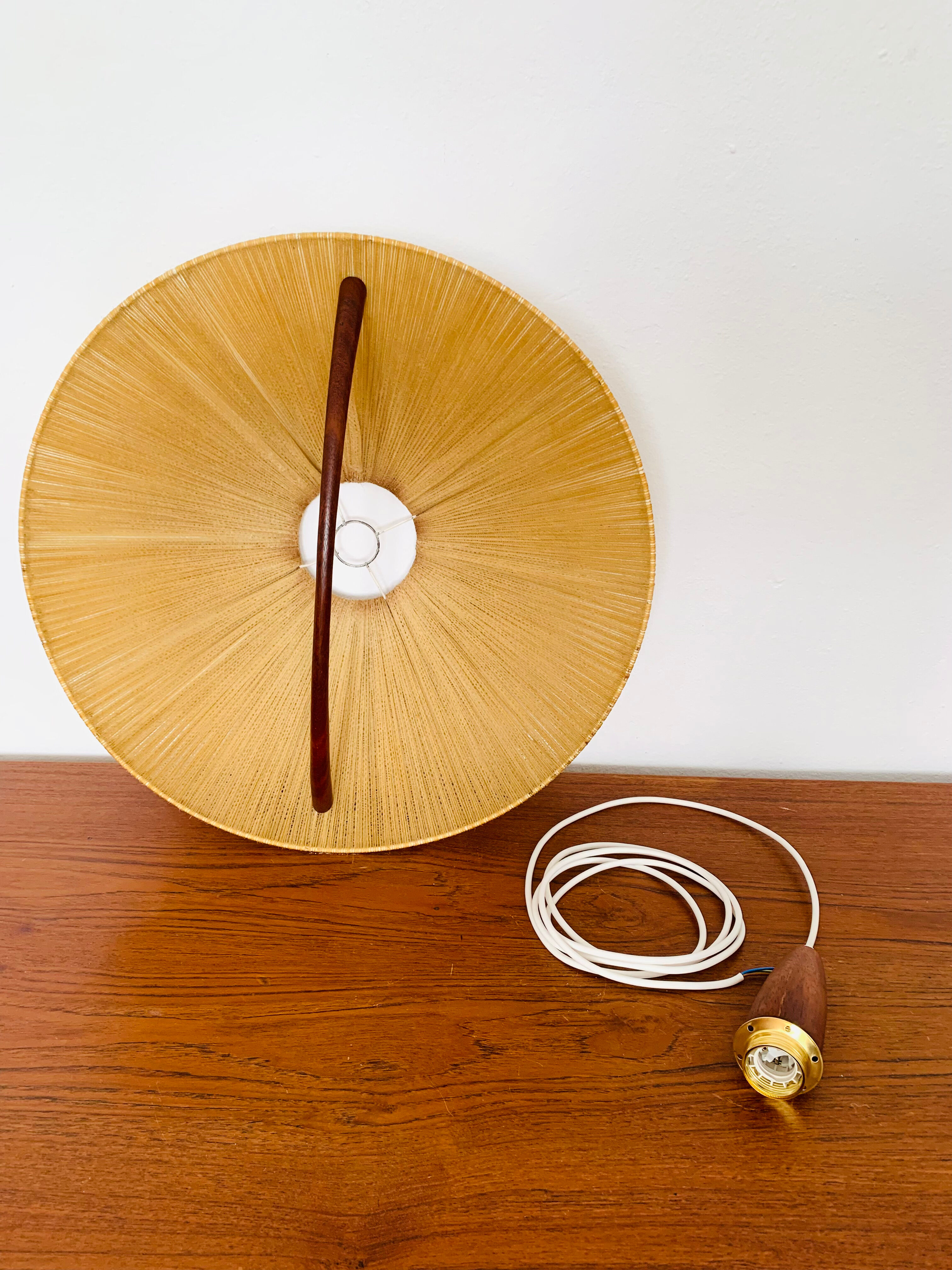 Raffia bast and teak pendant lamp by Temde