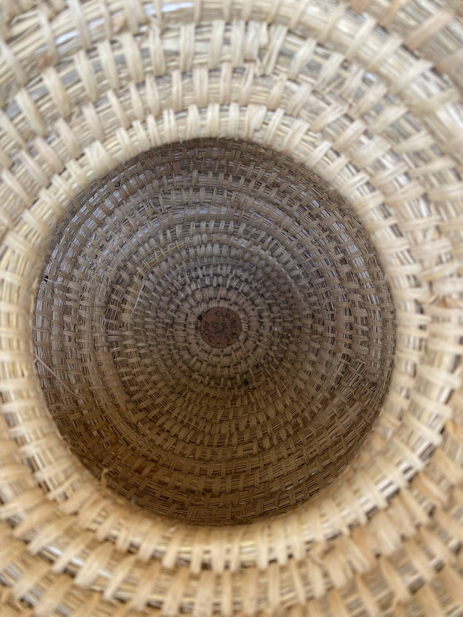Straw amphora in Burgundy style 35 cm, French wickerwork.