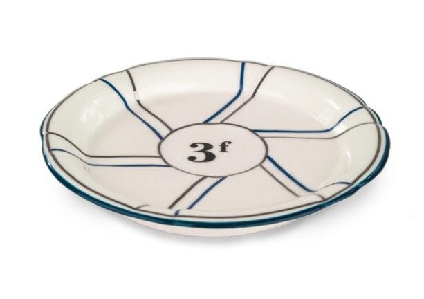 Porcelain wormwood saucer