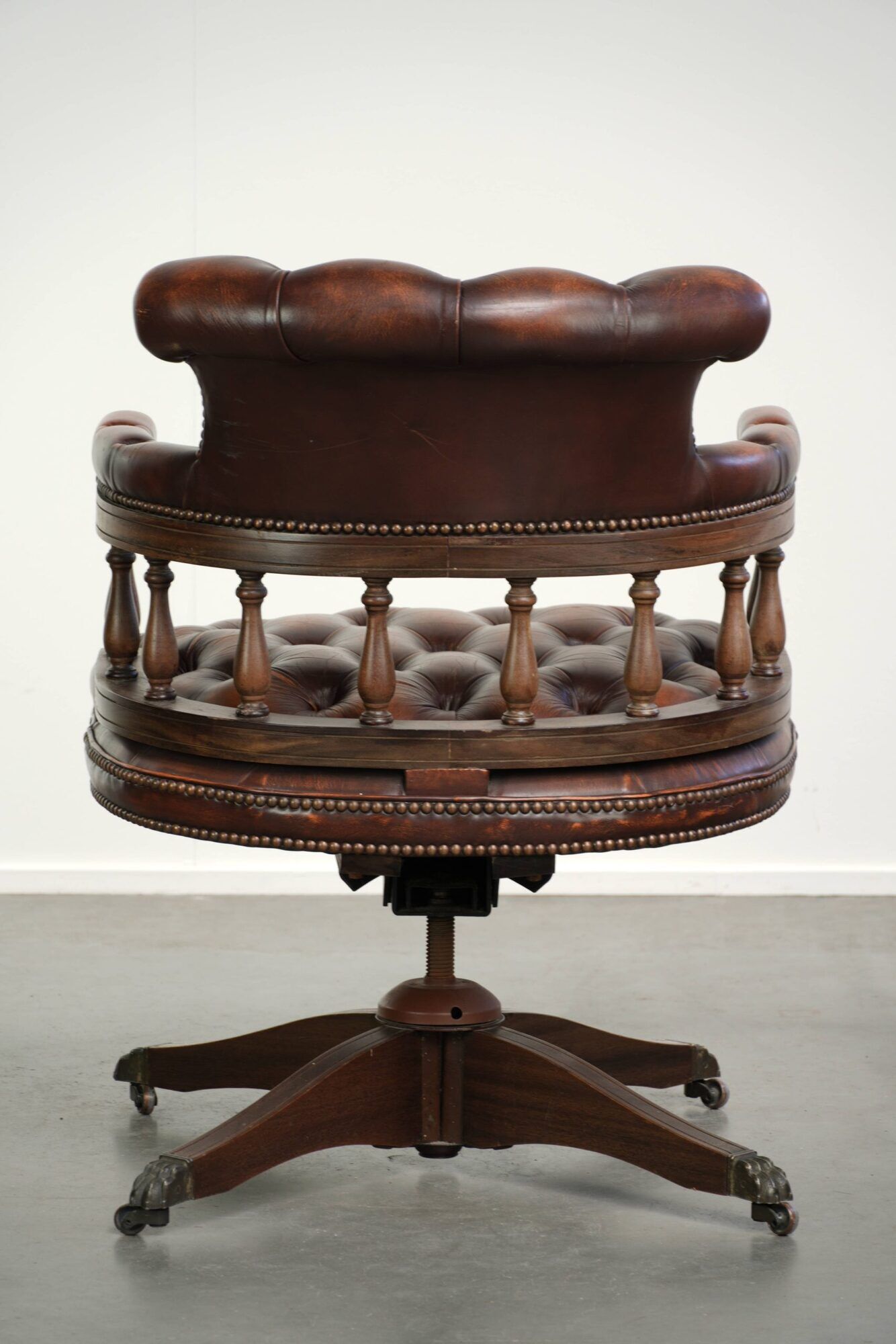 English cowhide Chesterfield swivel and tilt button seat office chair