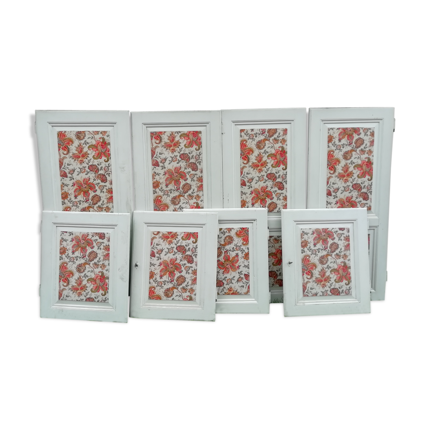 Lot 8 portes anciennes pour placards sapin massif