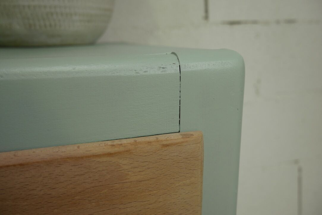 Vintage chest of drawers