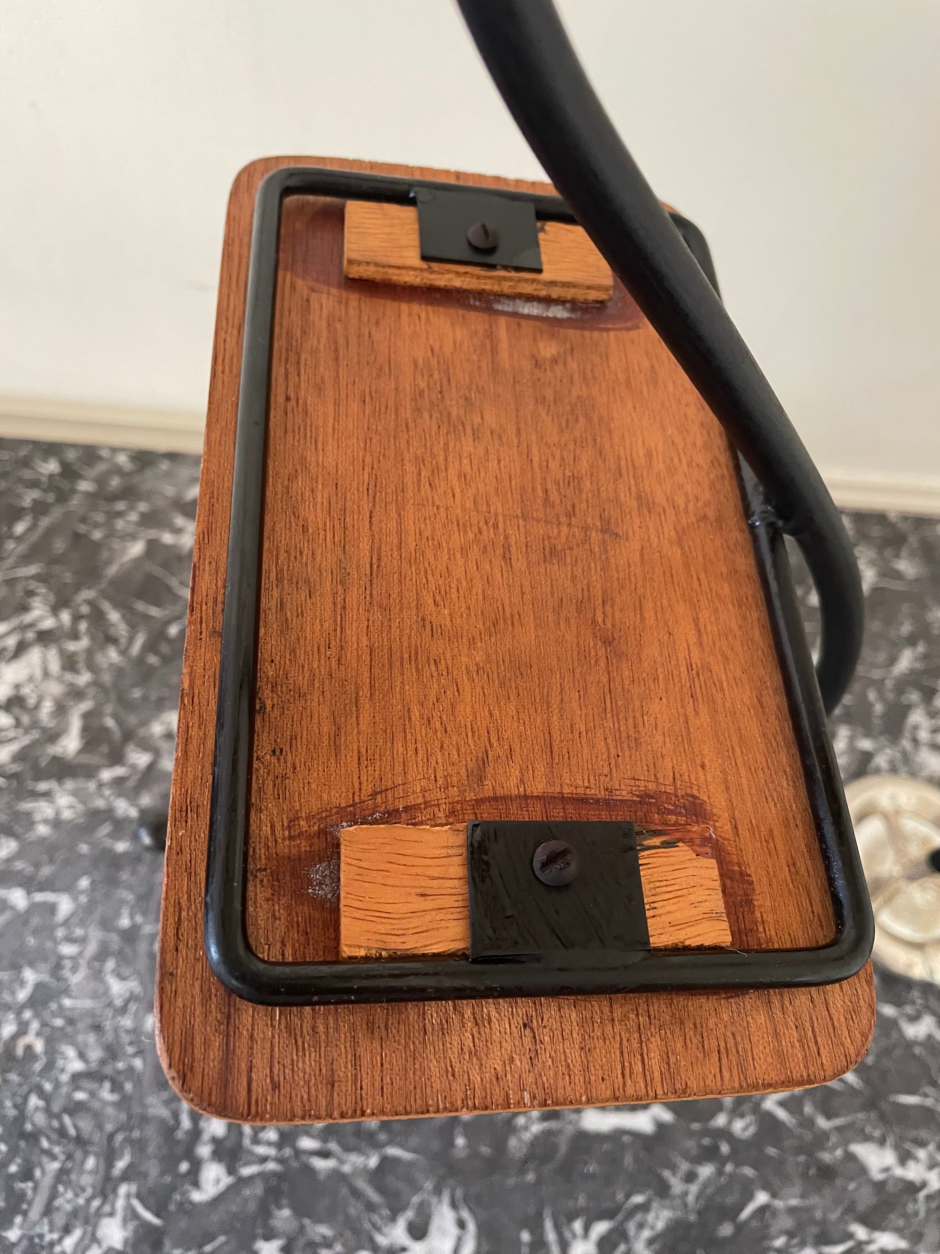 Tripod ashtray 50 years