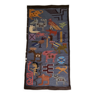 Handwoven Peruvian wall tapestry, zoomorphic motifs, 120 x 60 cm