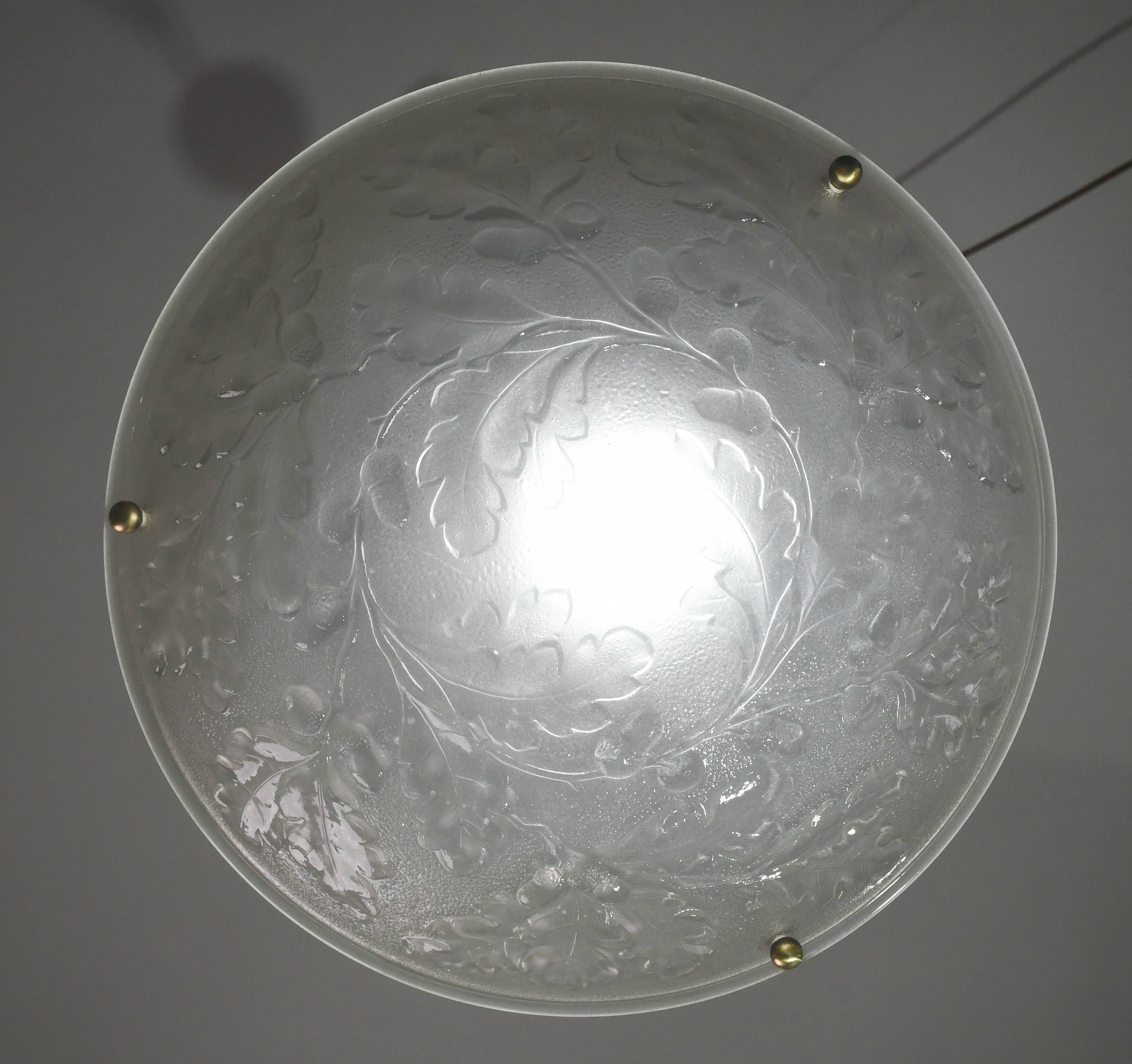 French Art Deco glass bowl pendant chandelier with floral pattern, 1950